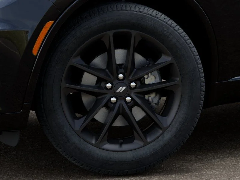 New 2026 Diamond Black Clear-Coat Exterior Paint Dodge GT image 8
