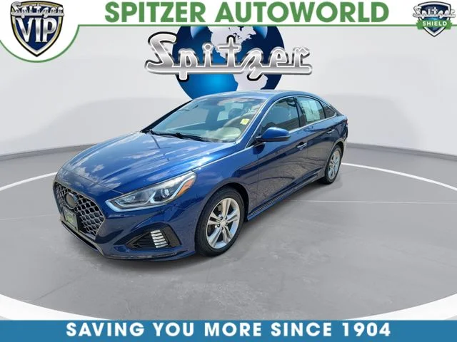 Used 2018 Blue Hyundai Sport image 4