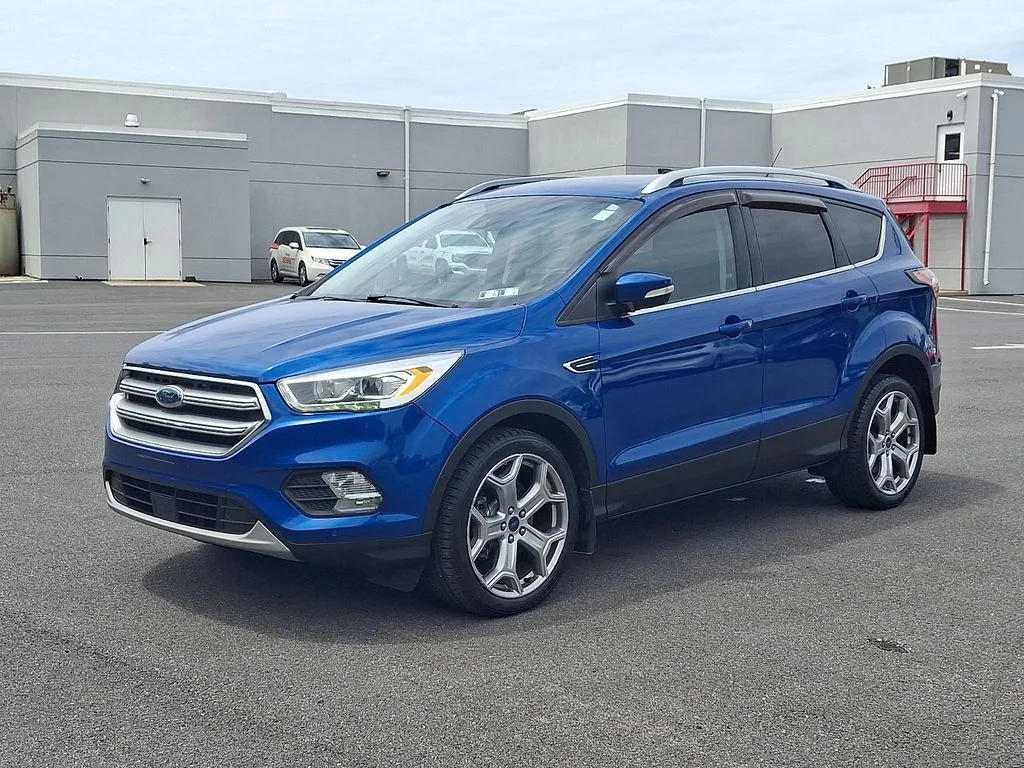 Used 2017 Blue Ford Titanium image 3