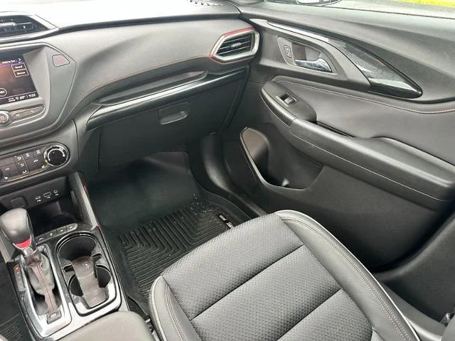 Used 2022  Chevrolet  image 15