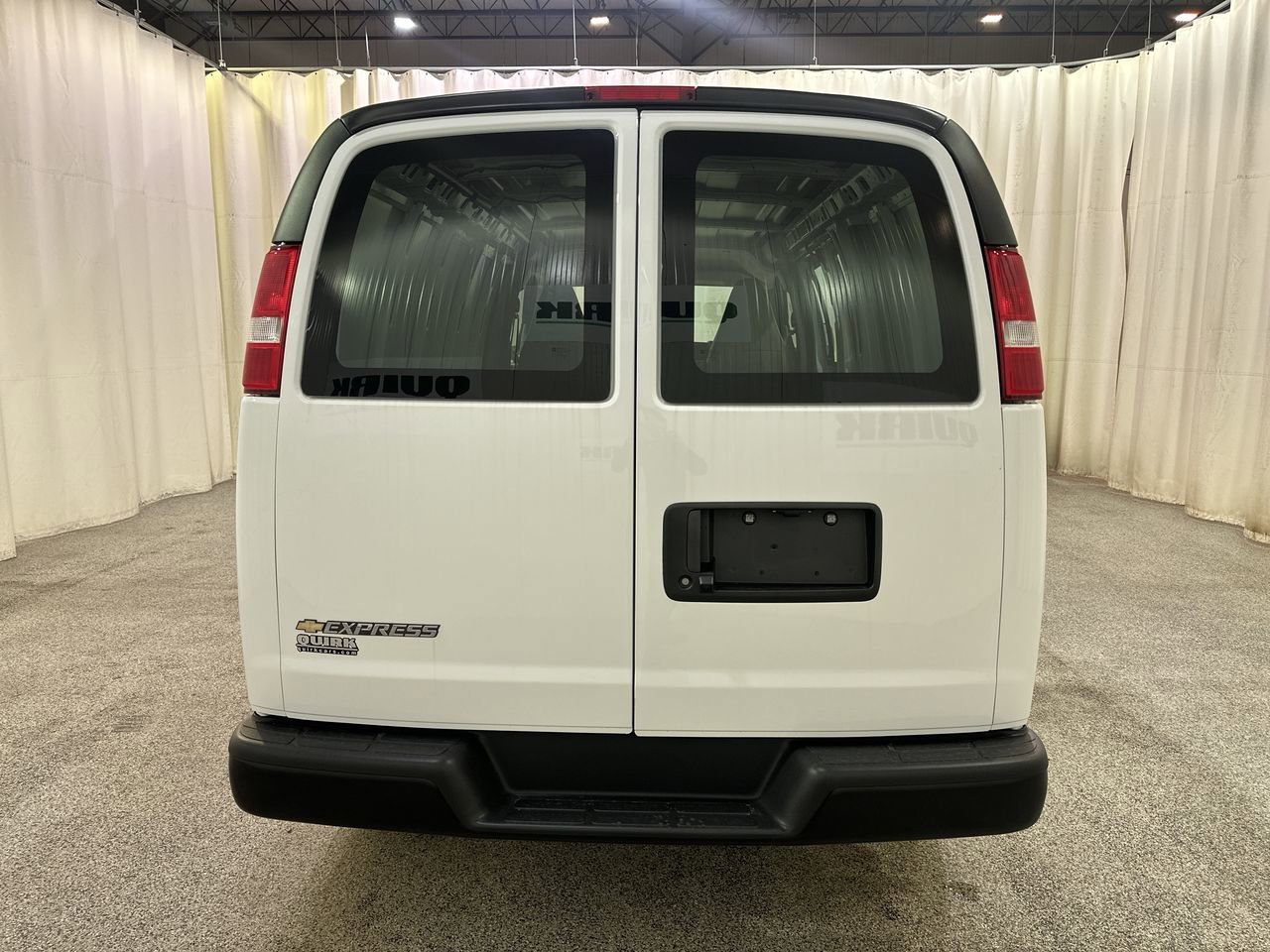 2026 Chevrolet Express Cargo Work Van - Photo 7