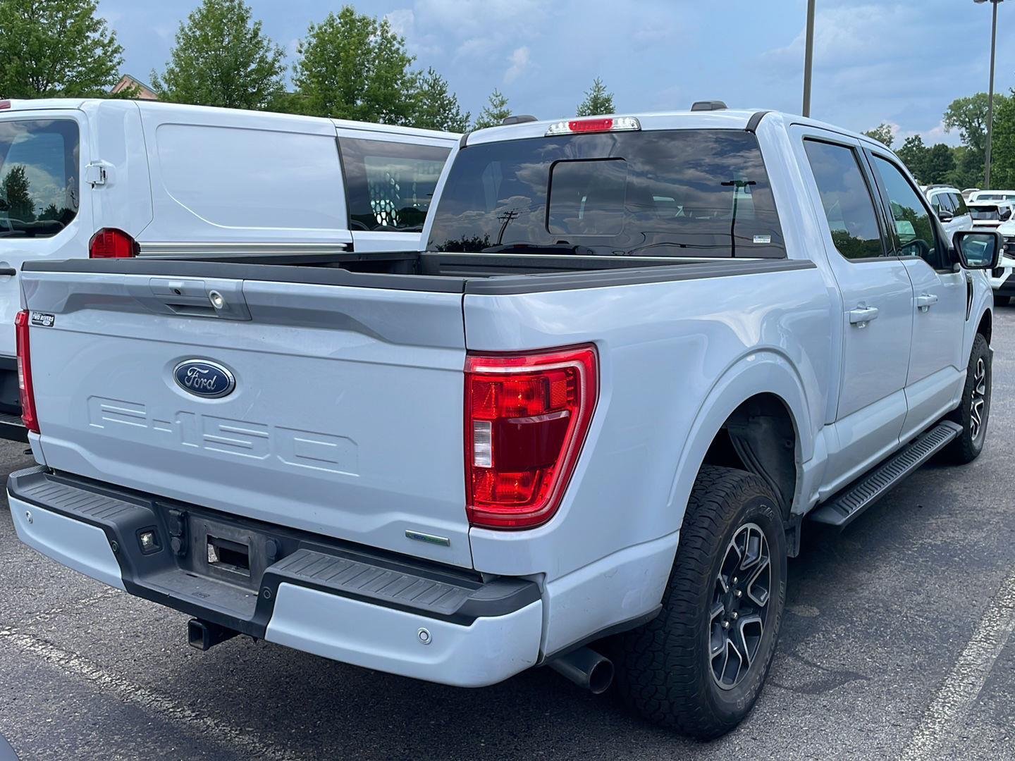 Used 2021 Space White Metallic Ford XLT image 2