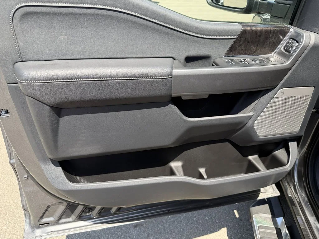 New 2026 Carbonized Gray Metallic Ford F-350® Lariat® image 24