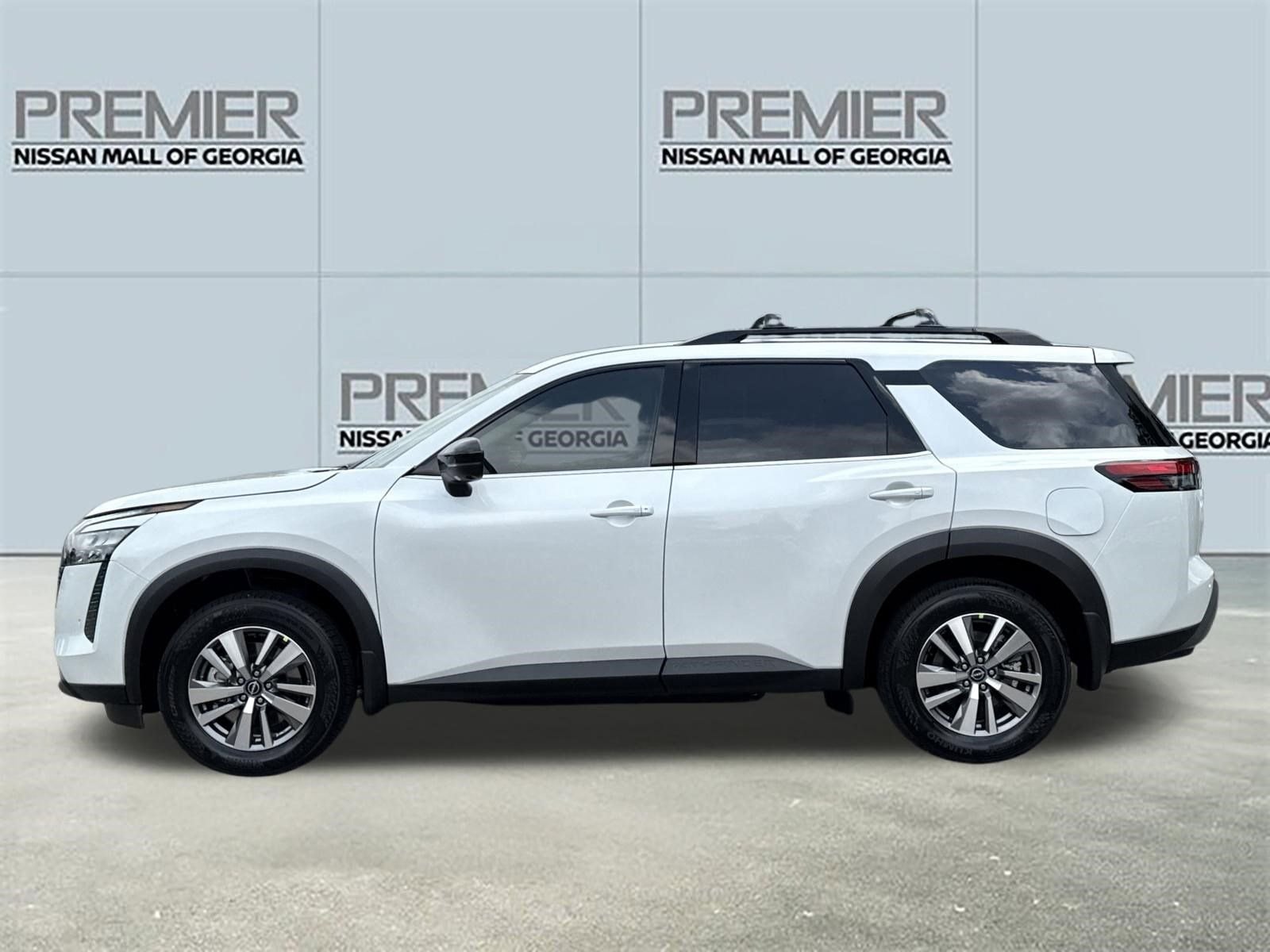 New 2026 White Nissan SL image 24
