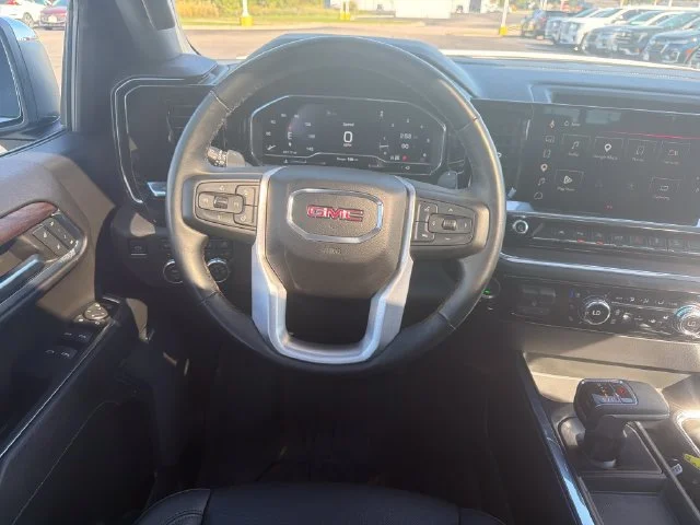 Used 2023 SUMMIT WHITE GMC SLT image 16
