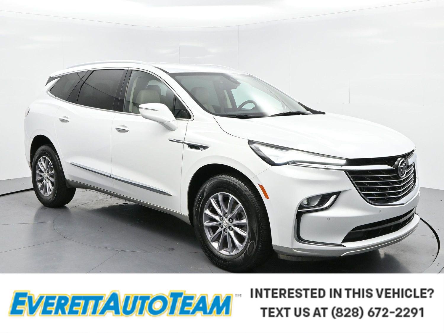 Used 2023 Summit White Buick Essence image 1