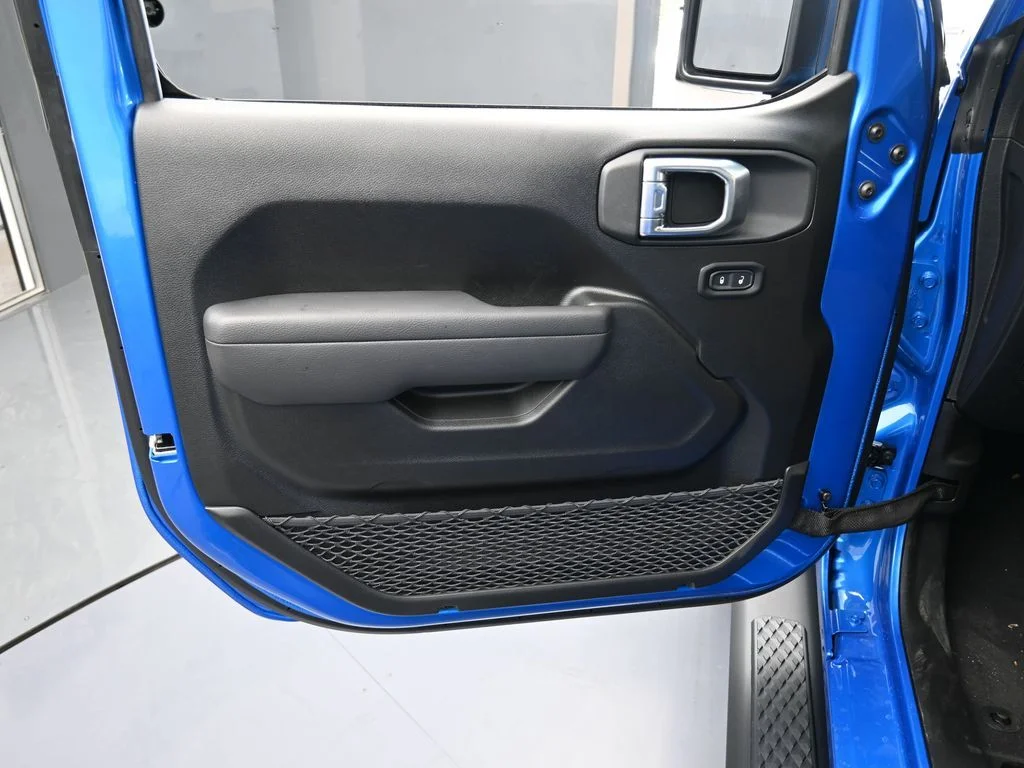 New 2026 Hydro Blue Pearl-Coat Exterior Paint Jeep Sport image 12