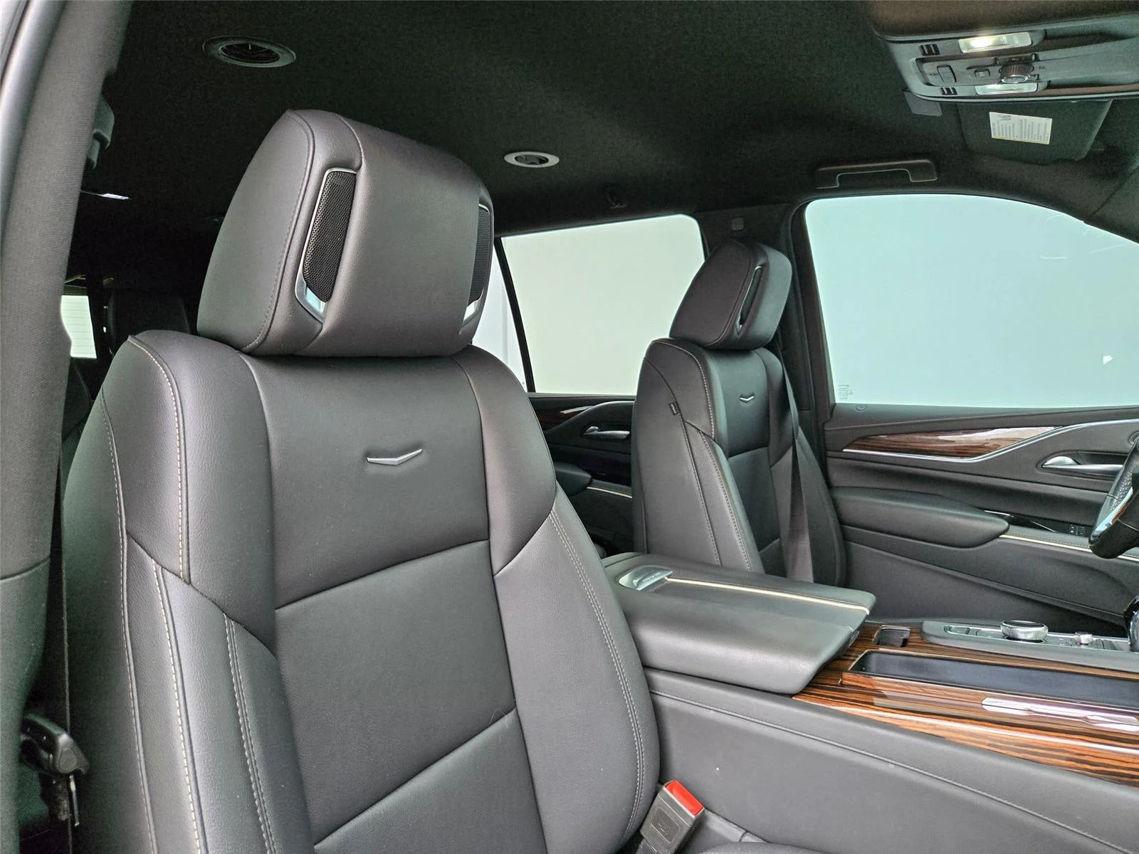 Used 2022 Black Raven Cadillac Luxury image 29