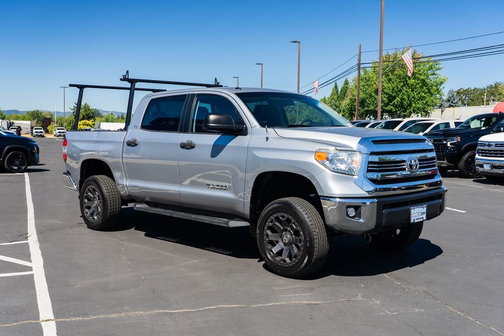 Used 2017 Silver Sky Metallic Toyota SR5 image 6