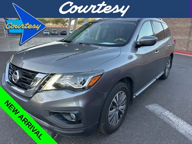 2020 Nissan Pathfinder SV