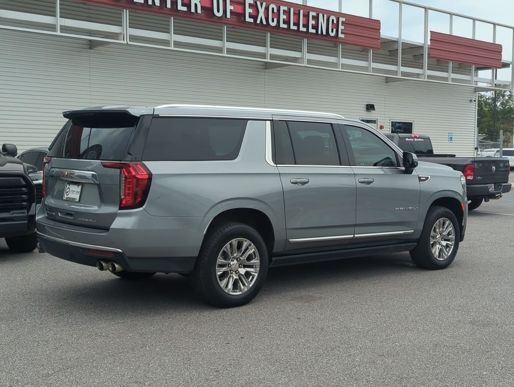 Used 2023 Silver GMC Denali image 6