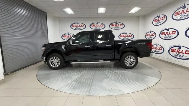 New 2026 Agate Black Metallic Ford Lariat image 8