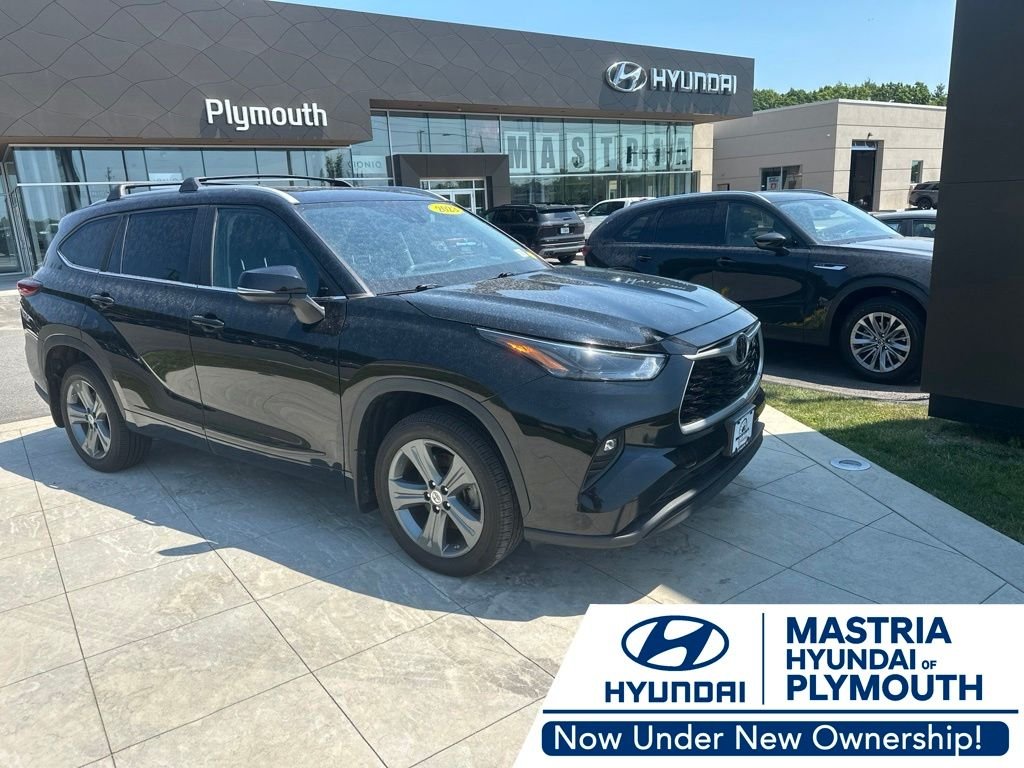 Used 2023 Black Toyota XLE image 1