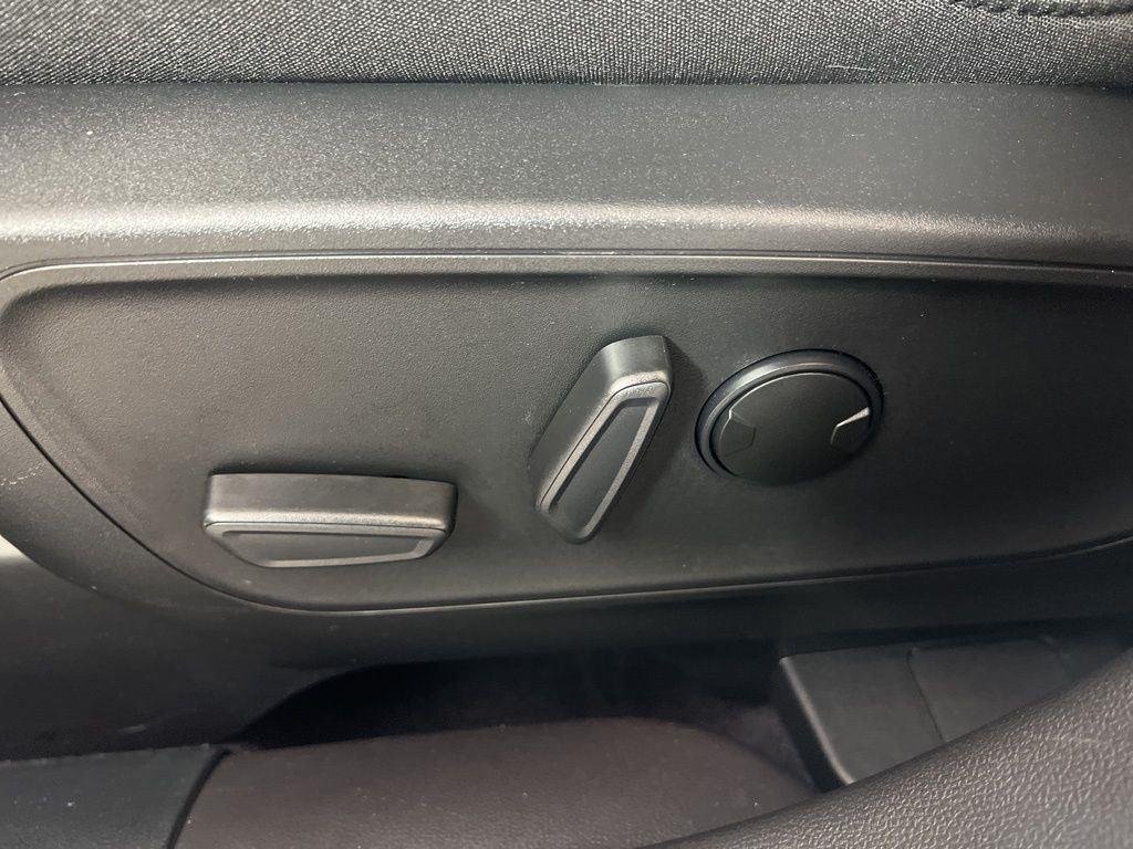 Used 2023 White Metallic Ford Active image 14