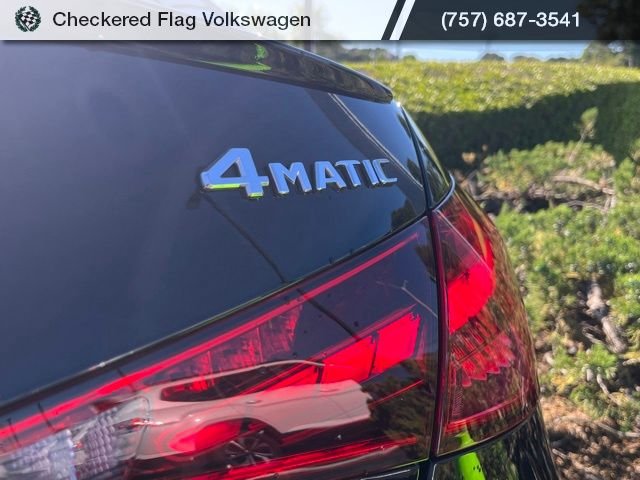 Used 2024 Obsidian Black Metallic Mercedes-Benz C 300 4MATIC® image 12