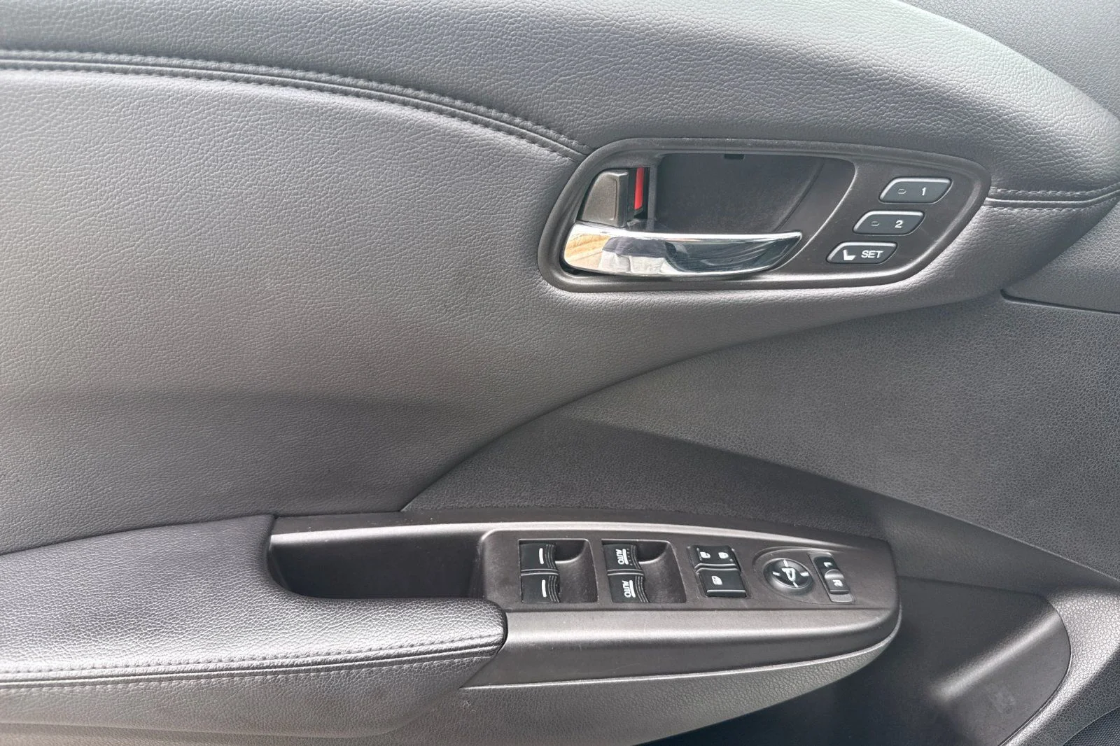 Used 2018 White Acura Advance Package image 10
