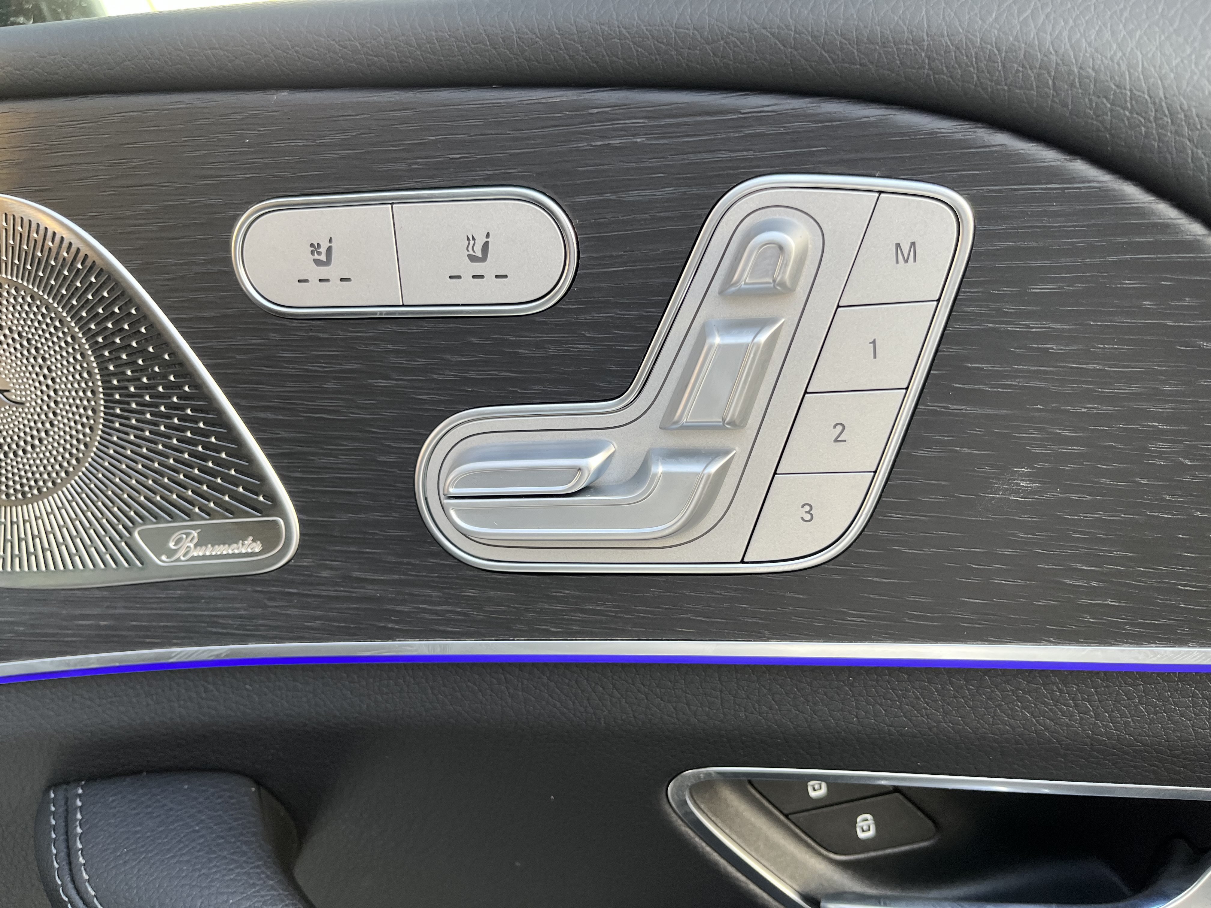 New 2026 MOONLIGHT WHITE Mercedes-Benz GLS 450 image 21