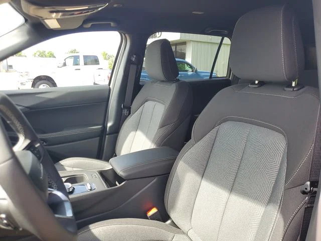 New 2026 Sting-Gray Clear-Coat Exterior Paint Jeep Laredo image 14