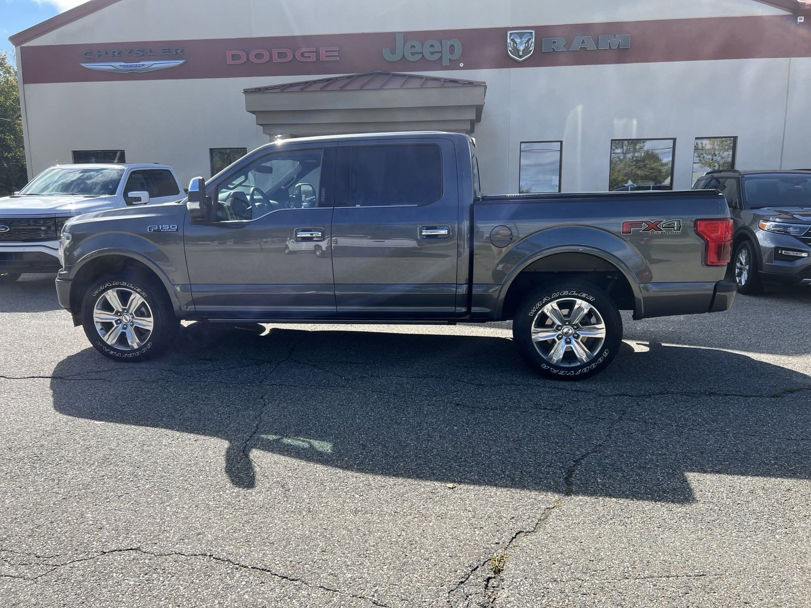 2019 Ford F-150 Platinum - Photo 8