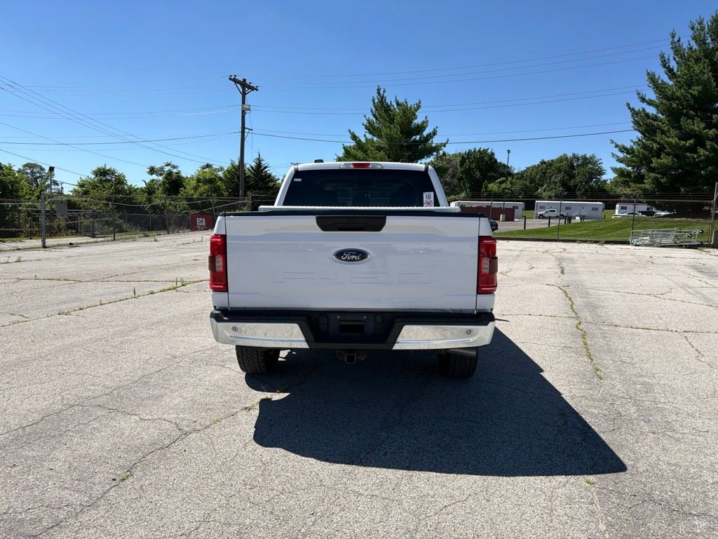 Used 2021 Oxford White Ford XLT image 7