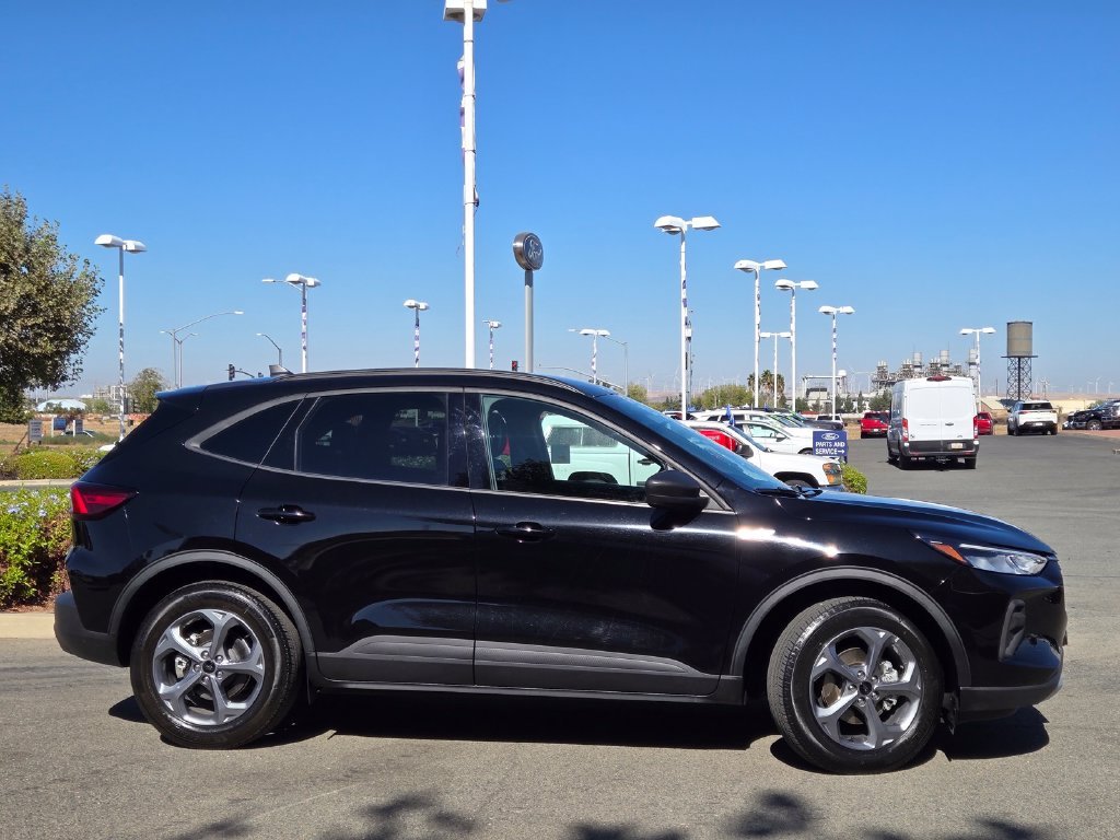 Certified Used 2025 Black Metallic Ford ST-Line image 3