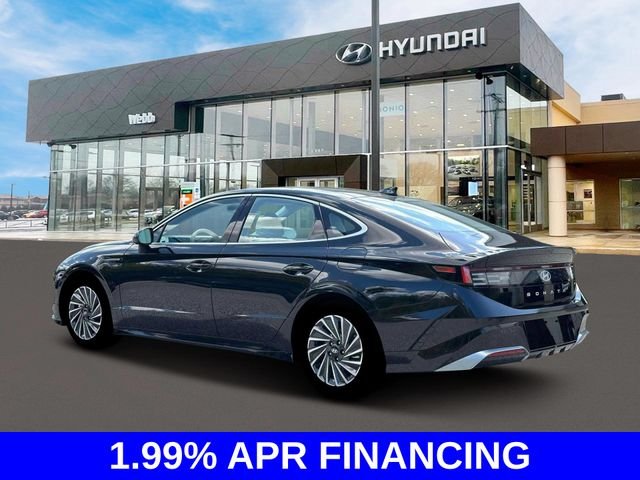 New 2026 Black Hyundai SEL image 4