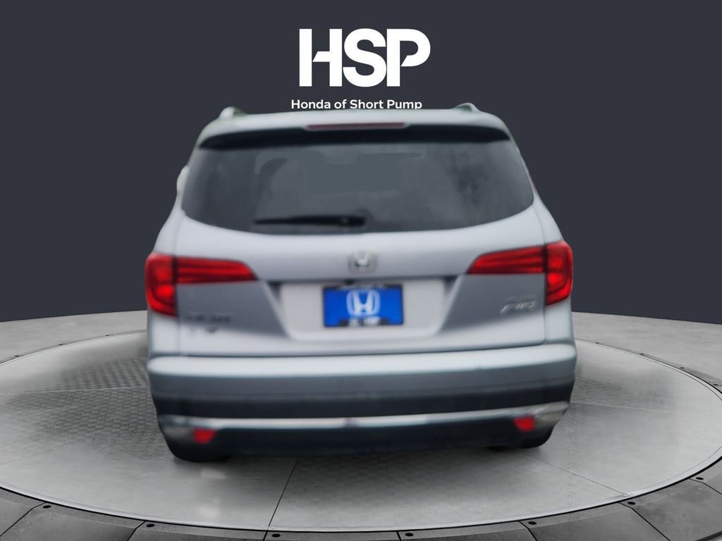 Used 2017 Lunar Silver Metallic Honda Elite image 4