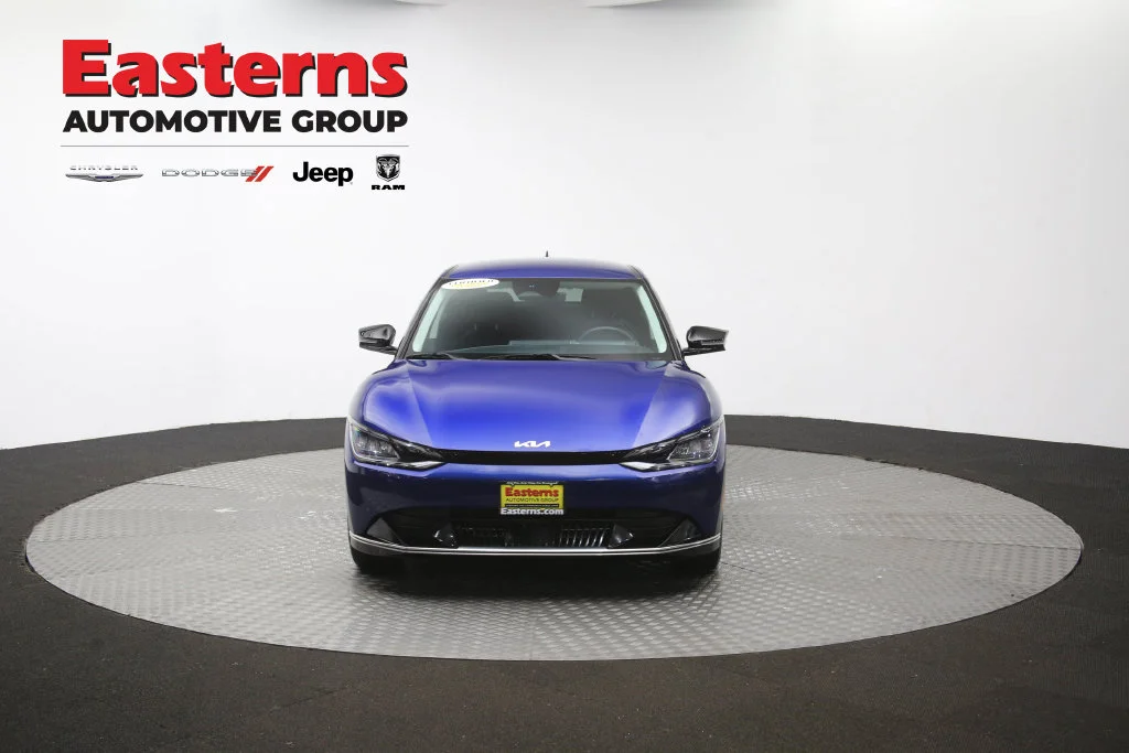 Used 2023 Blue Kia Wind image 54