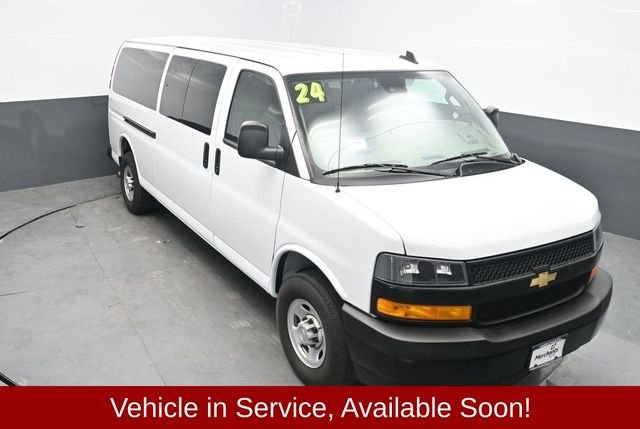 Used 2024 White Chevrolet LS image 23