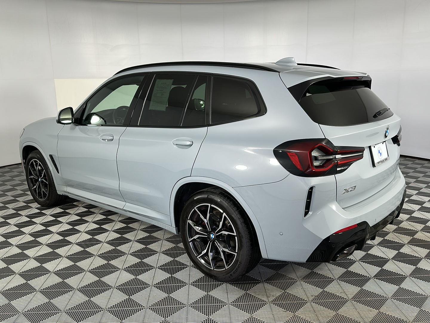 Used 2024 Brooklyn Grey Metallic BMW xDrive30i image 24