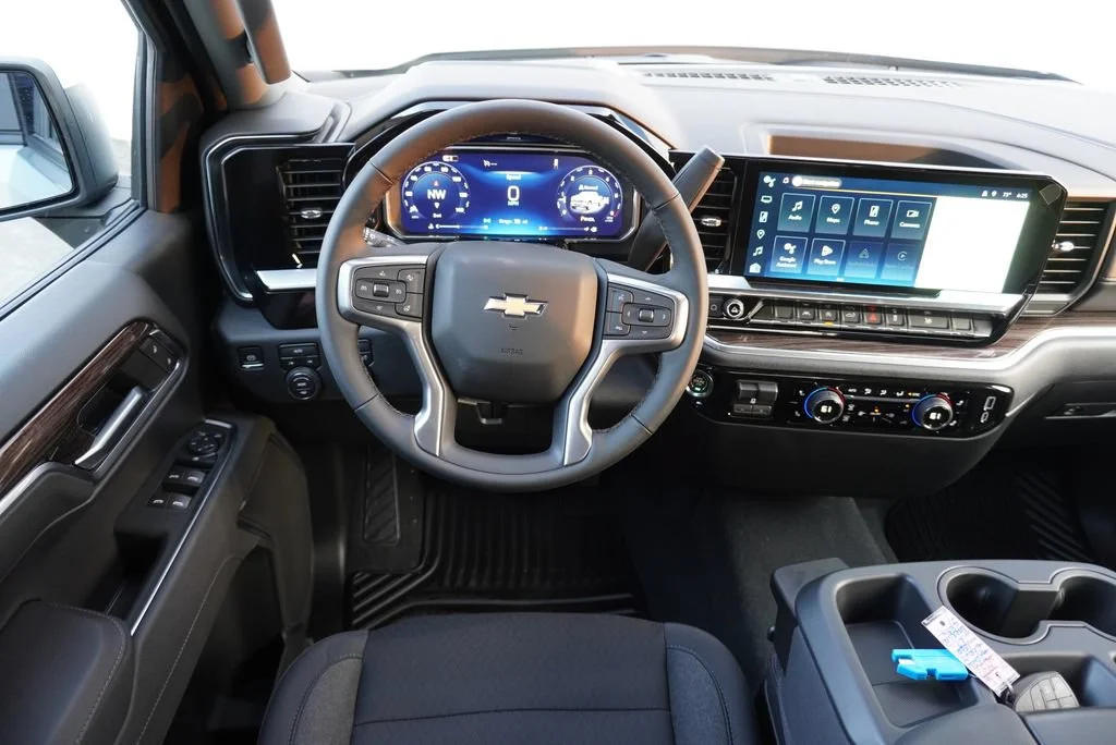 New 2026 Sterling Gray Metallic Chevrolet LT (2FL) image 12