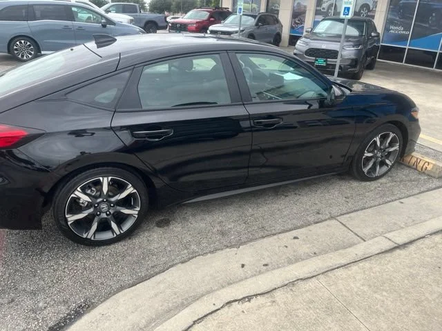 2026 Honda Civic Hatchback Sport Touring - Photo 16