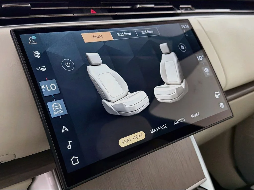 New 2026 Varesine Blue Land Rover SE 7 Seats image 21
