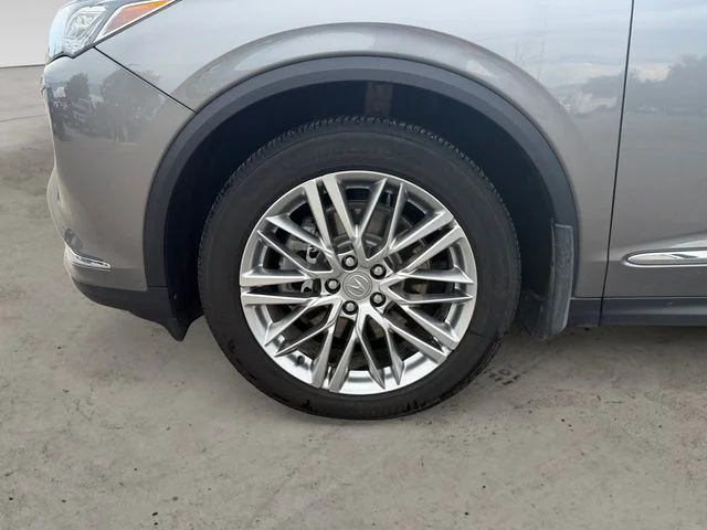 Used 2023 Liquid Carbon Metallic Acura Advance image 9