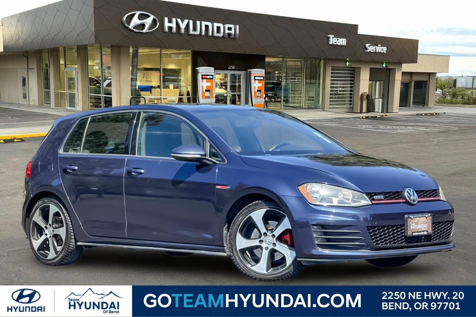 2015 Volkswagen Golf GTI 2.0T SE 4-door DSG PZEV's photo