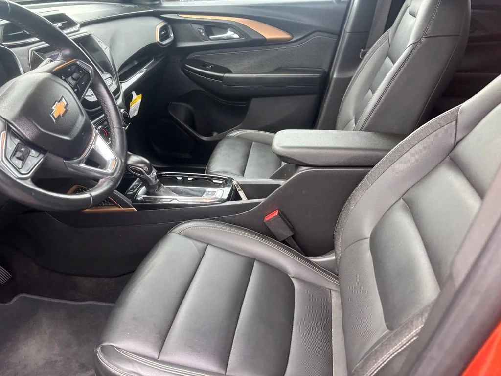 Used 2022 Red Chevrolet ACTIV image 8
