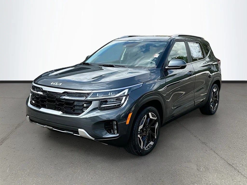 New 2026 Gravity Gray Kia SX image 3