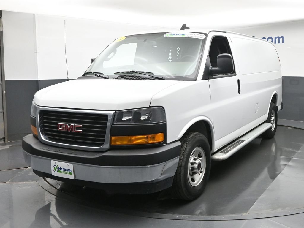 Used 2024 White GMC Work Van image 17