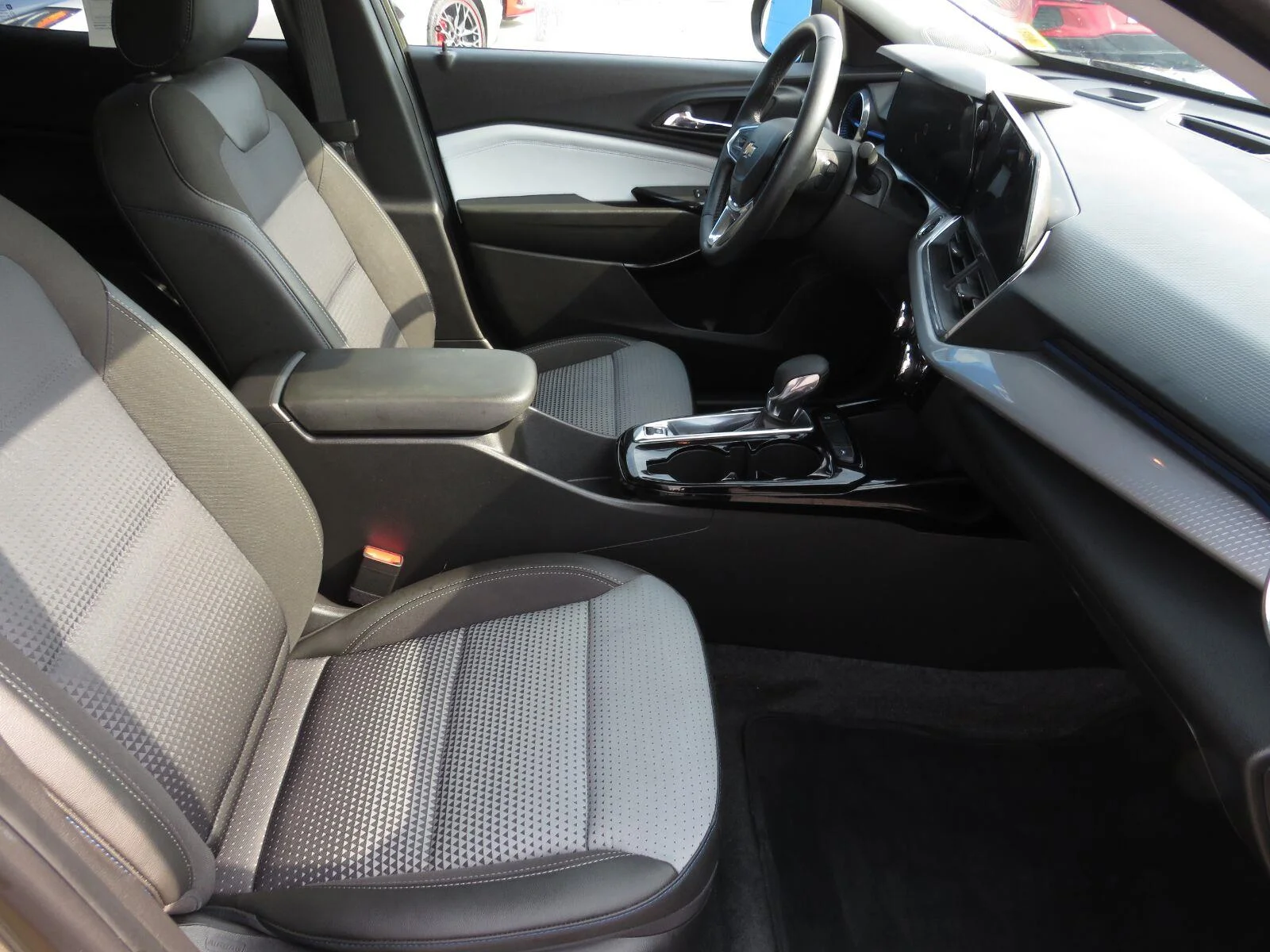 Used 2024 Harvest Bronze Metallic Chevrolet LT image 14