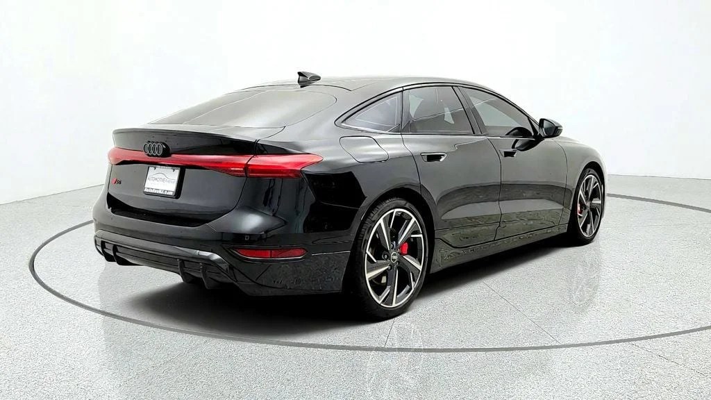 Used 2025 Mythos Black Metallic Audi Premium Plus quattro w/ Black Optic Pkg & S Beam image 5