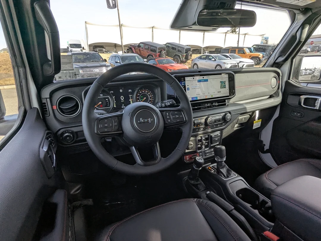 New 2026 White Jeep Rubicon - - 4x4 - Nappa Lthr - 3-Pc Hard Top - 8-Spd Auto - Safety Grp - Conv Grp & More! image 23