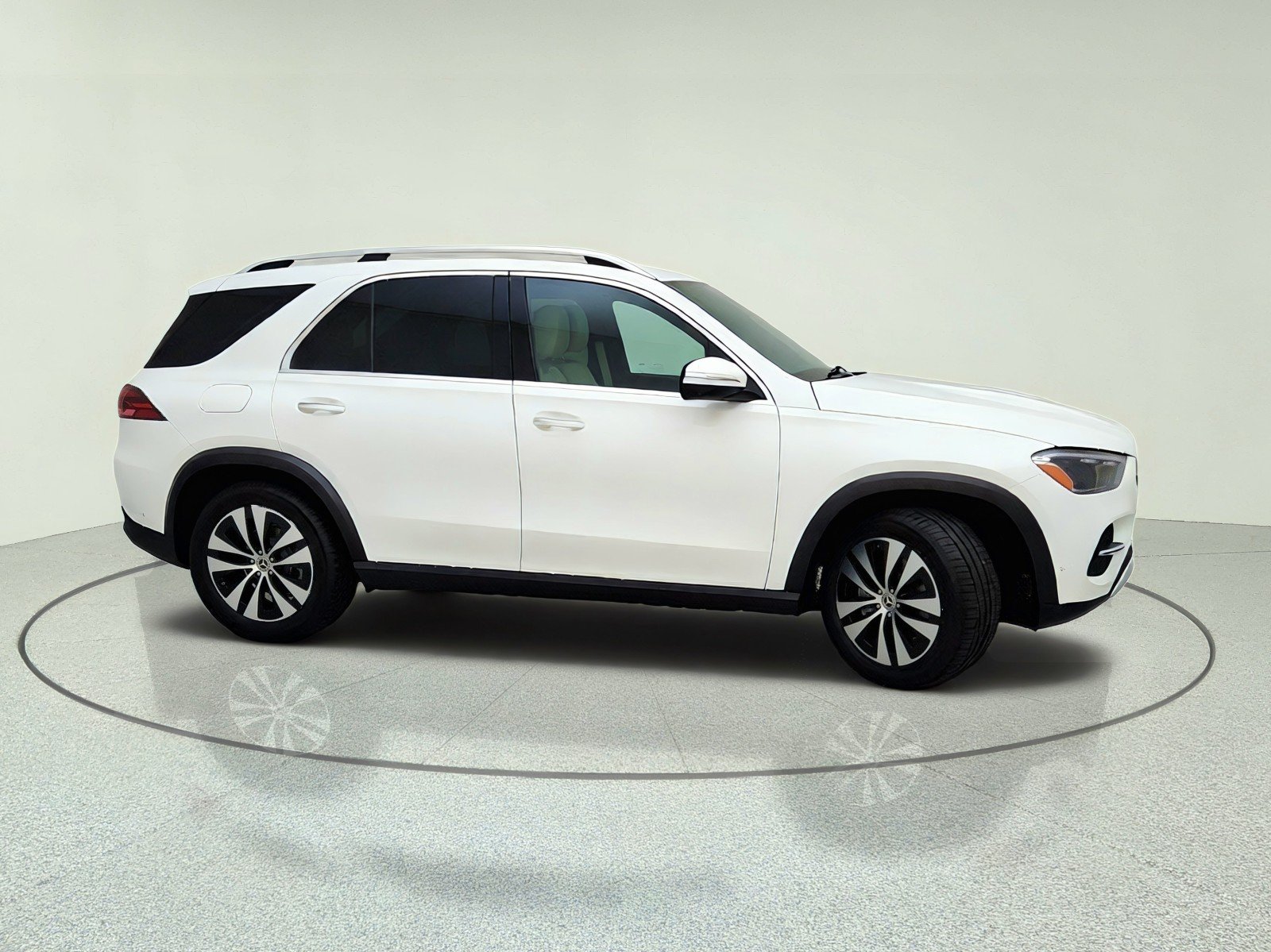 Certified Used 2026 Polar White Mercedes-Benz GLE 350 image 6