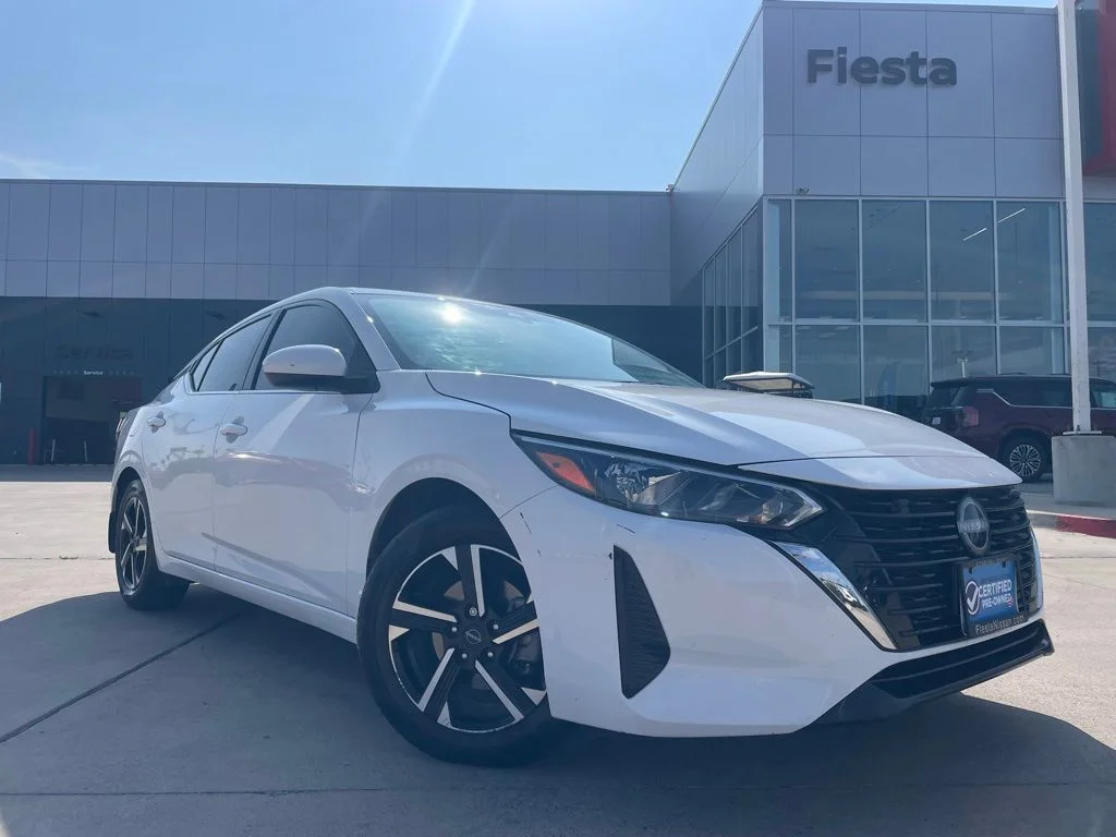 2024 Nissan Sentra SV CVT's photo