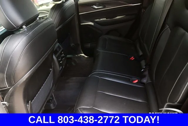 Used 2025 Gray Jeep Limited image 14