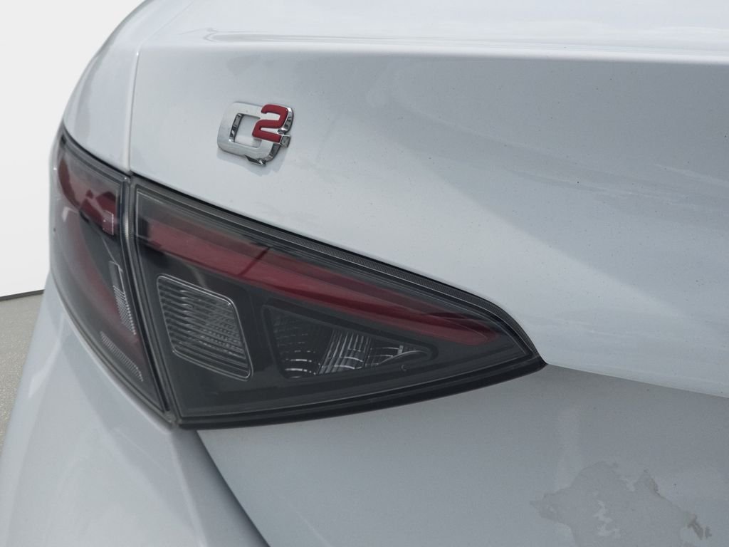 Used 2024 White Alfa Romeo Veloce image 30