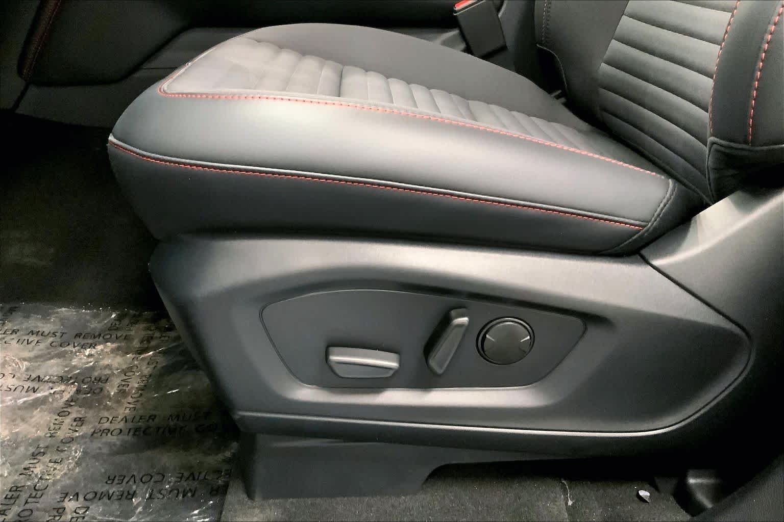 New 2026 Agate Black Metallic Ford ST-Line image 19