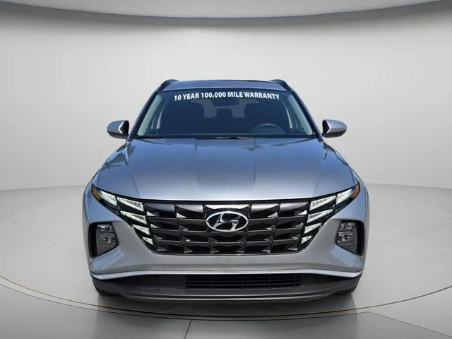 Used 2024 Silver Hyundai SEL image 4