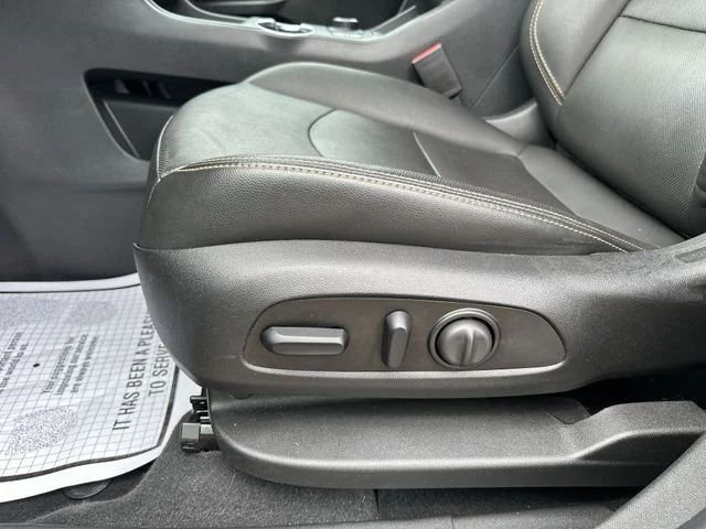 Used 2019 Gray GMC SLT image 16