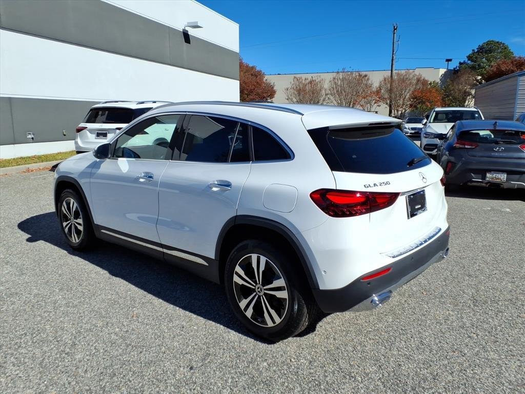 Used 2026 Polar White Mercedes-Benz GLA 250 image 5