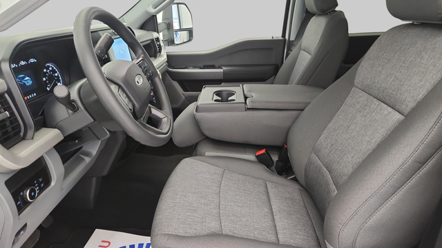 2026 Ford F-350 Super Duty XL - Photo 10